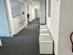 Erstbezug nach Renovierung: Moderne Büros an der Augustaanlage - Auf Wunsch im Industrial Design - Mieterausbaubeispiel Warten