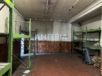 Helle, gepflegte Büroflächen und flexible Produktions- und Lagerhalle im Mannheimer Industriehafen - Lager unter der Empore