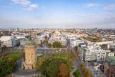 Attraktive Büro-/Praxisfläche in zentraler Innenstadtlage mit Blick auf den Wasserturm - Vogelperspektive