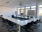 Theo & Luise: Helle, geräumige Büros mit flexiblen Raumaufteilungsmöglichkeiten - Konferenz