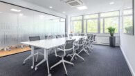 Büroräume im Theo & Luise - Flexible Arbeitsplatzmodelle, moderne Arbeitsumgebung, beste Infrastruktur - Großer Meetingraum