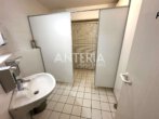 Modernisierte, helle Praxisetage in zentraler Lage - Patienten WC 1