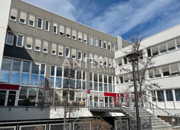 Helle, großzügige Büroflächen in verkehrsgünstiger & ruhiger Lage, 69123 Heidelberg, Bürofläche