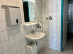 Helle, großzügige Büroflächen in verkehrsgünstiger & ruhiger Lage - WC-Bereich 2.OG