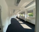 Tageslicht-Lagerhalle mit optimaler Verkehrsanbindung - Innenansicht