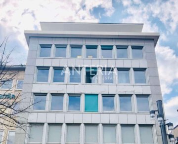 Lichtdurchflutete Büroeinheit direkt an den Planken, 68161 Mannheim, Bürofläche