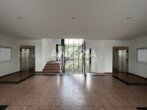 Lichtdurchflutete, attraktive Büroflächen mit Open-Space-Charakter - Treppenhaus