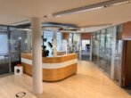 Moderne Büroflächen mit Dachterrasse und hochwertiger Ausstattung - Empfangsbereich